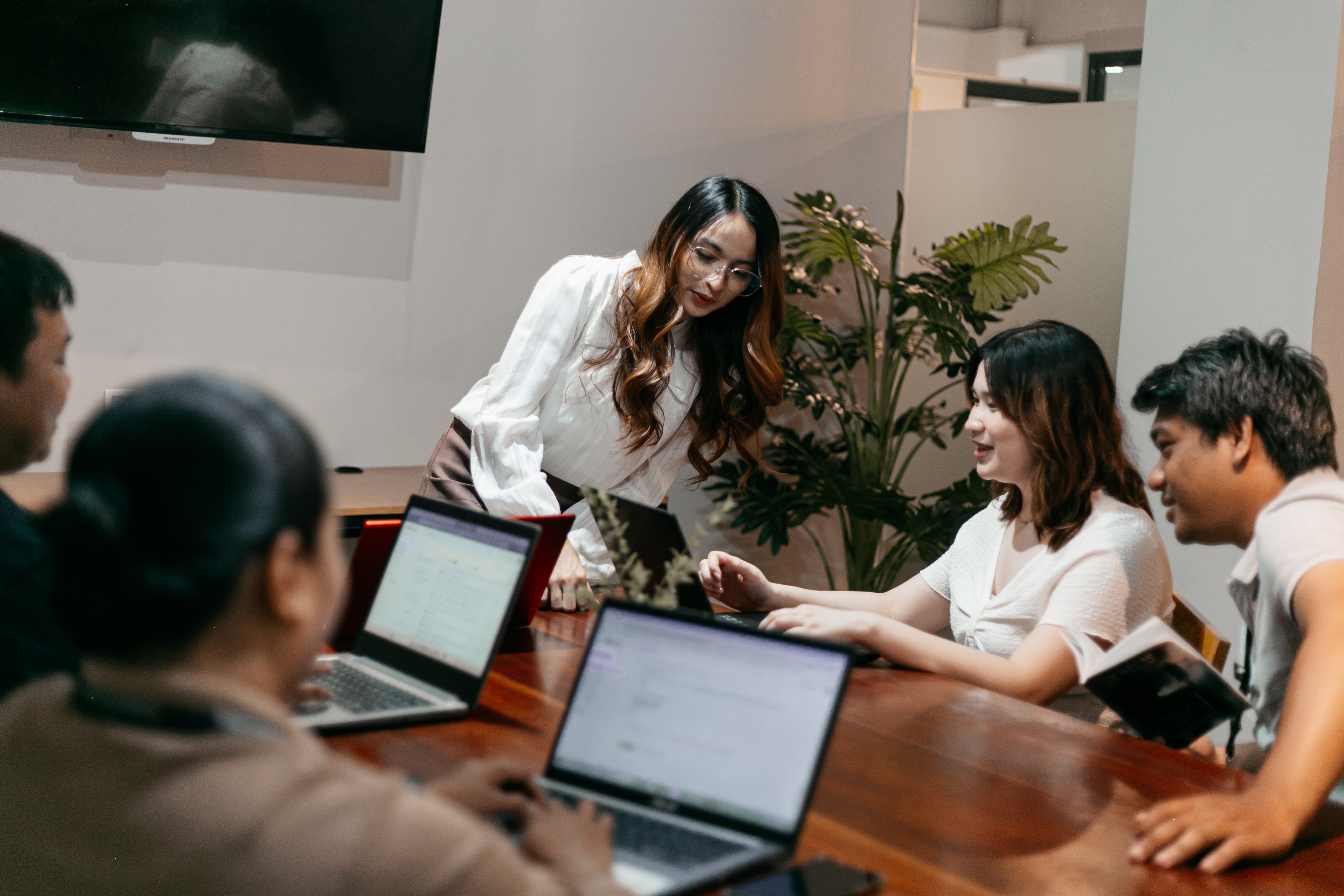 TCC042930-217 Coworking space monthly pass day pass